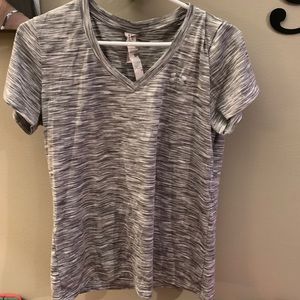 Women’s Under Armor v-neck
